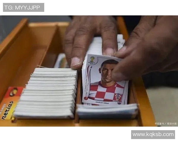 复古记忆中的球星足球烟盒收藏价值与时代文化印记